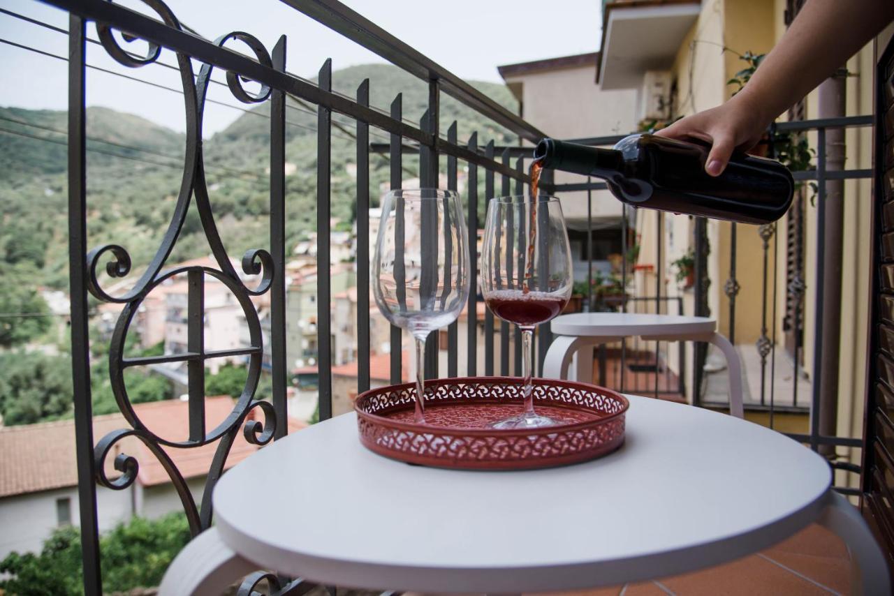 Le Sorelle - Casa Vacanze Pisciotta Bagian luar foto